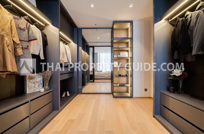 Condominium in Ploenchit 