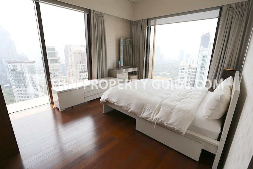 Condominium in Ploenchit : Hansar Rajdamri 