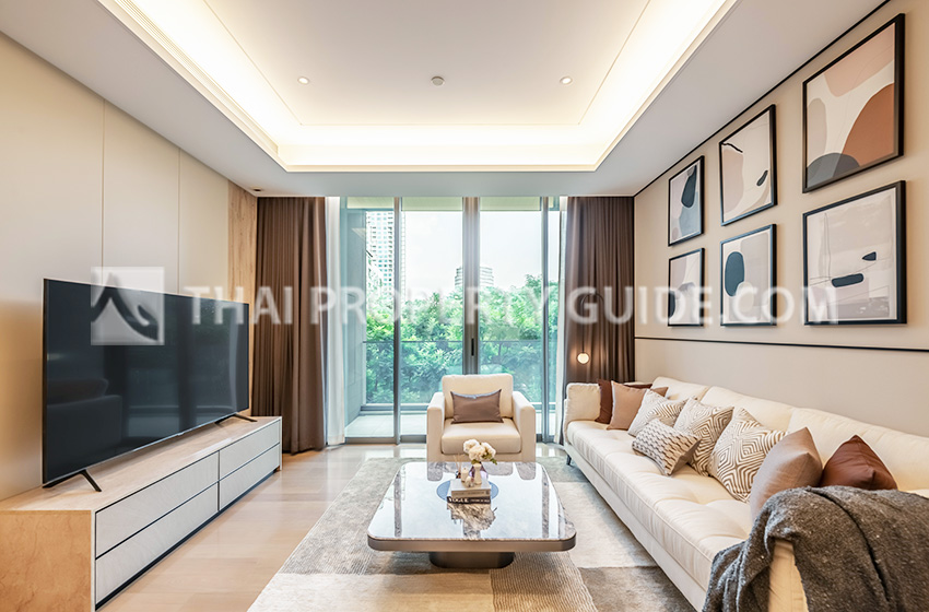 Condominium in Ploenchit 