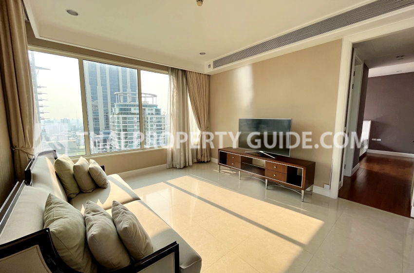 Condominium in Ploenchit 