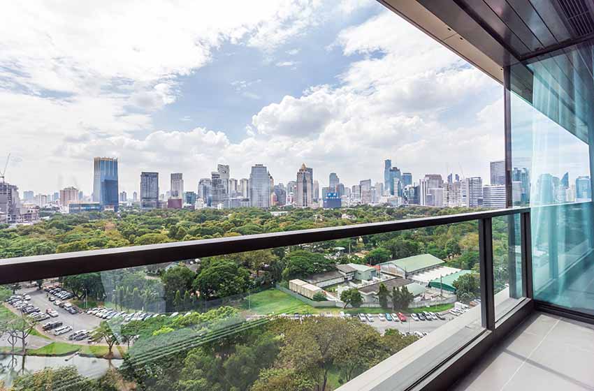 Condominium in Ploenchit 