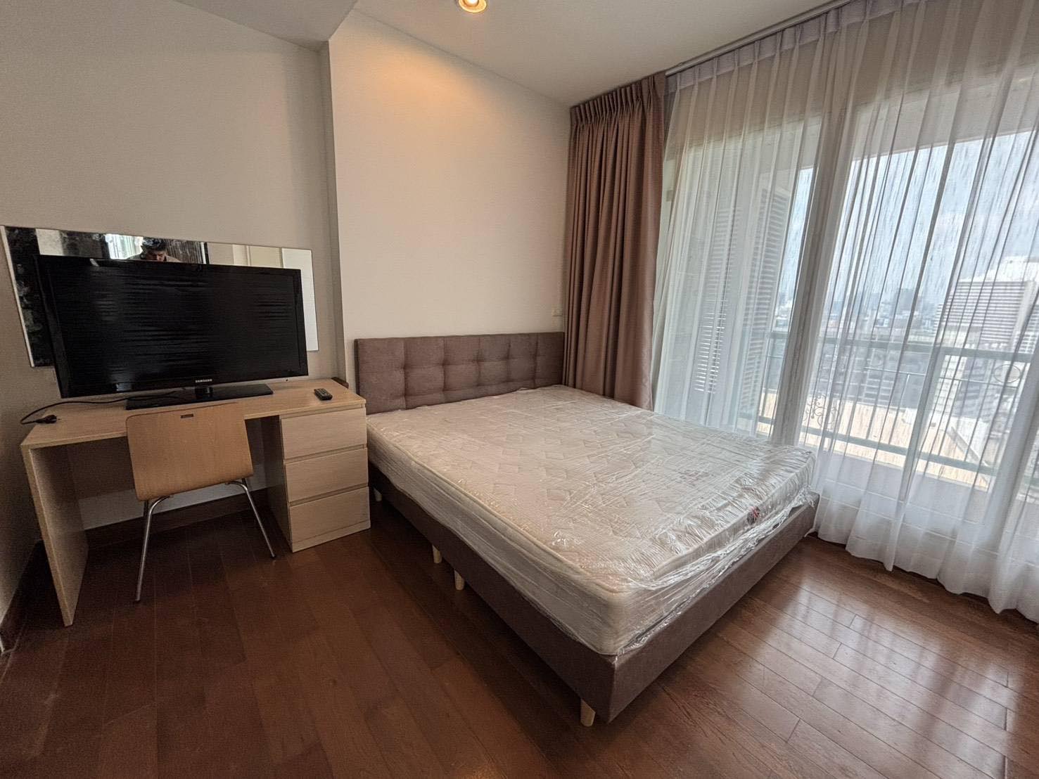 Condominium in Ploenchit 