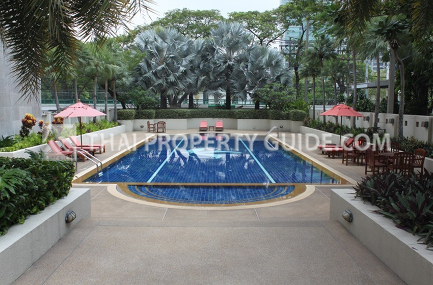 Condominium in Ploenchit 
