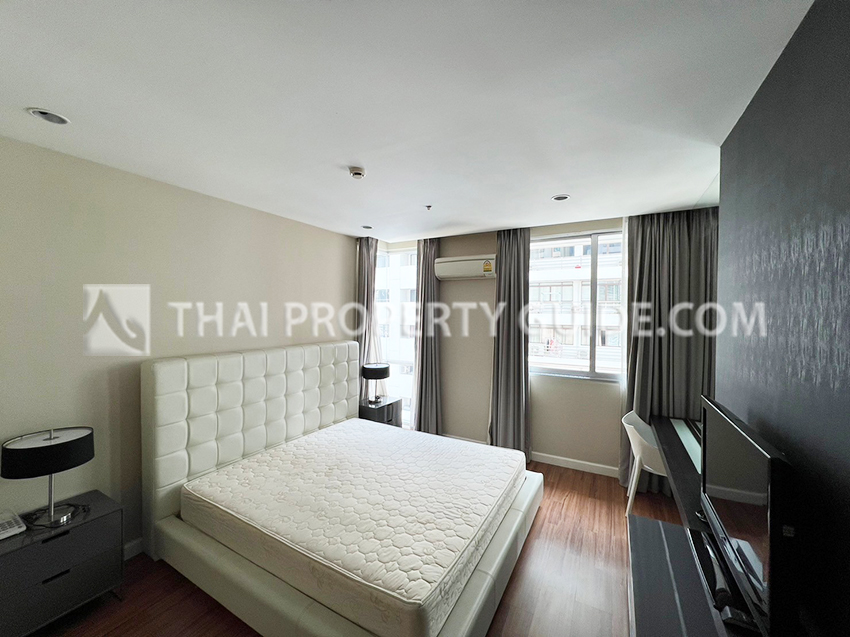 Condominium in Ploenchit 
