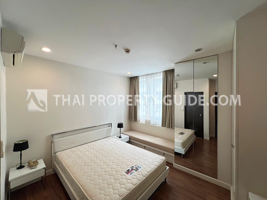 Condominium in Ploenchit 