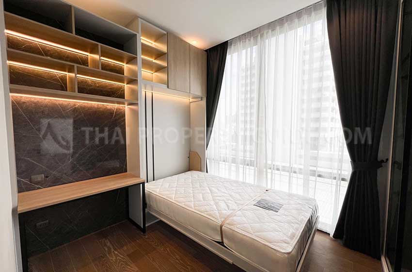 Condominium in Ploenchit 
