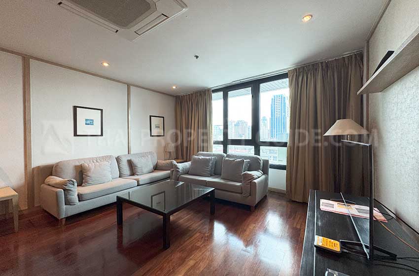 Condominium in Ploenchit