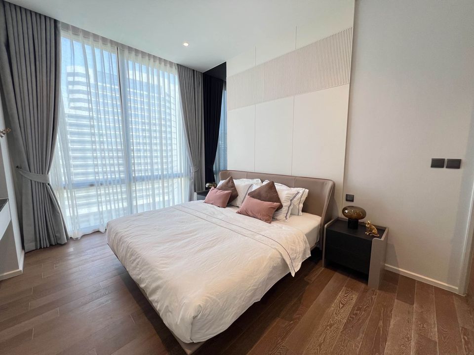 Condominium in Ploenchit 