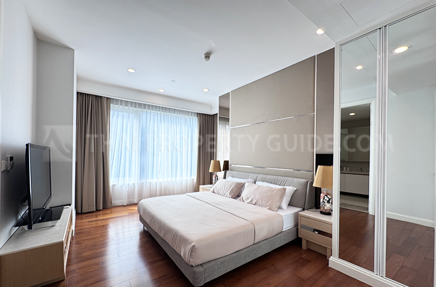 Condominium in Ploenchit 