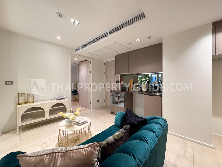 Condominium in Ploenchit 