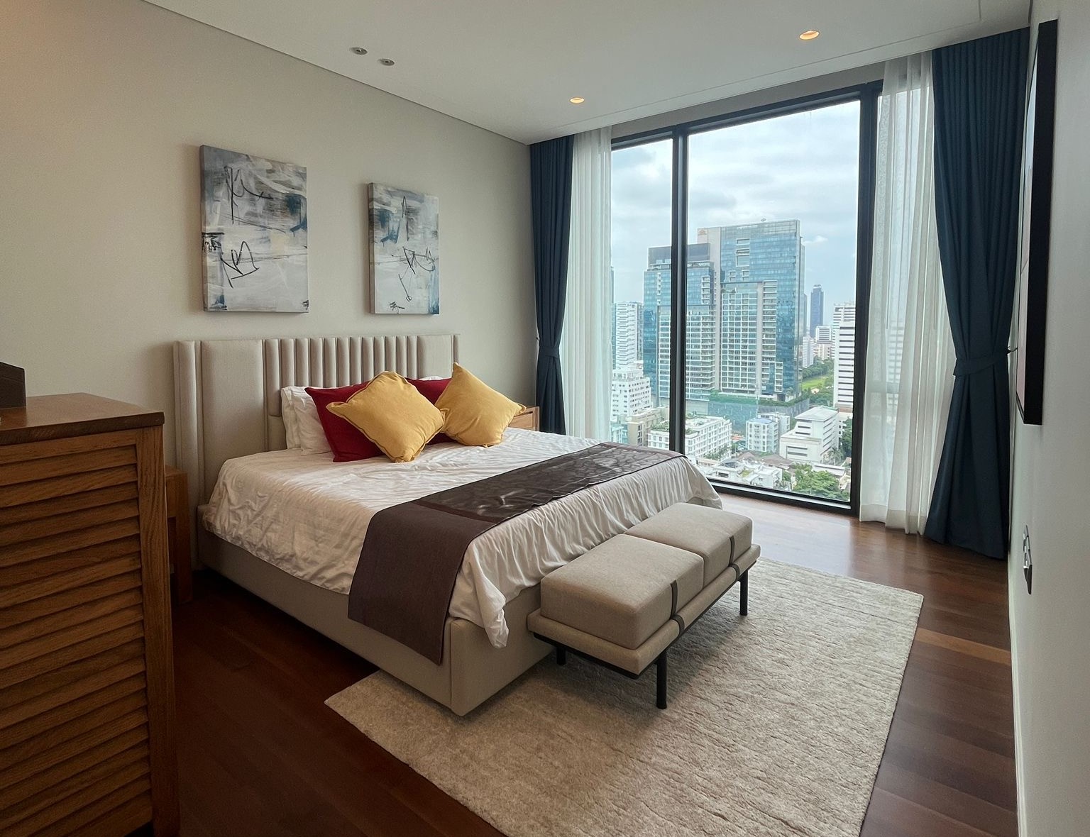 Condominium in Ploenchit 