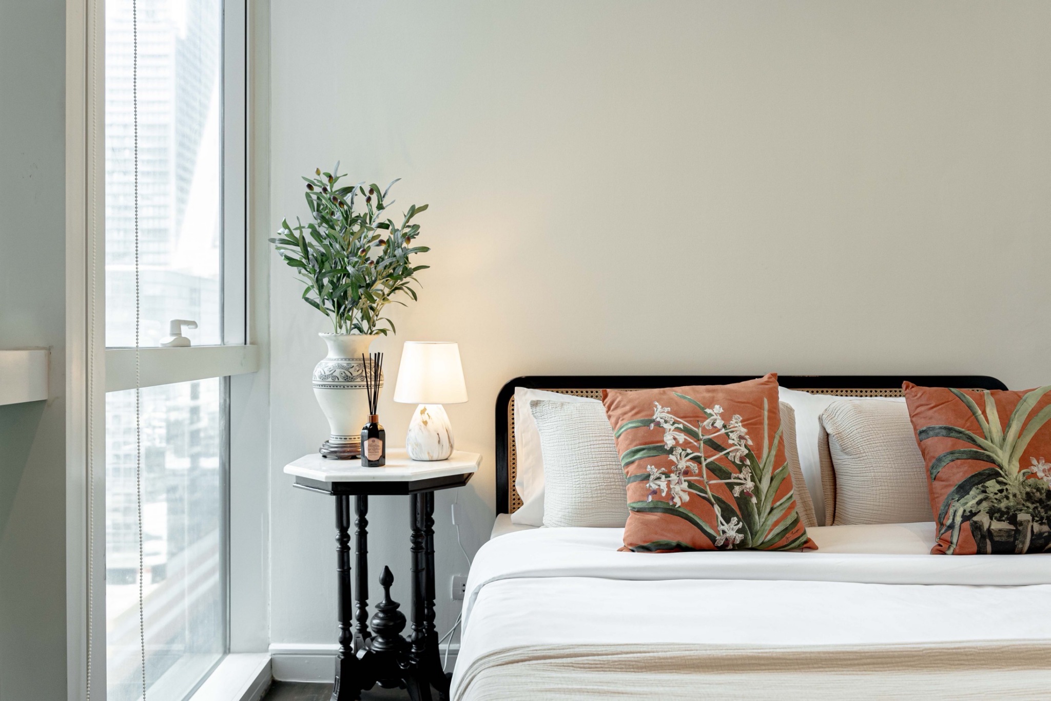 Condominium in Ploenchit : Athenee Residence 