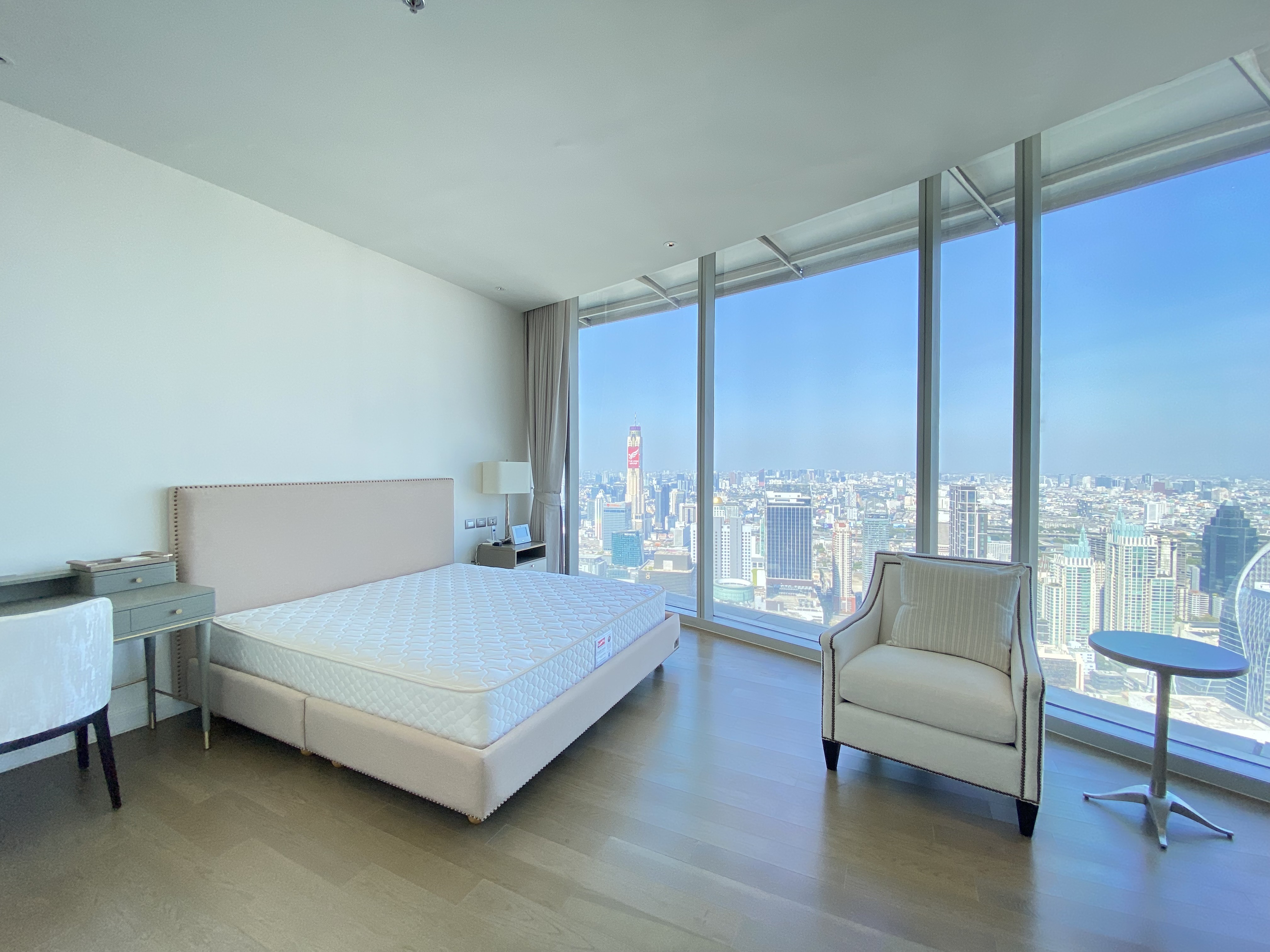 Condominium in Ploenchit : Magnolias Ratchadamri(Condominium) 