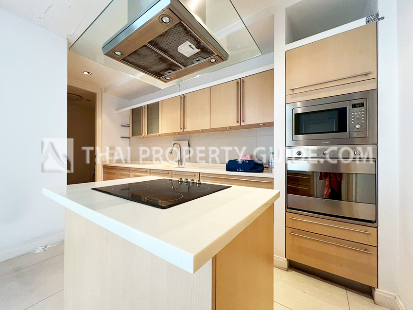 Condominium in Ploenchit : Athenee Residence 