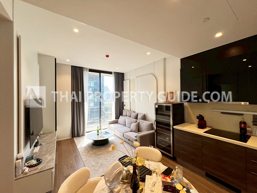 Condominium in Ploenchit 