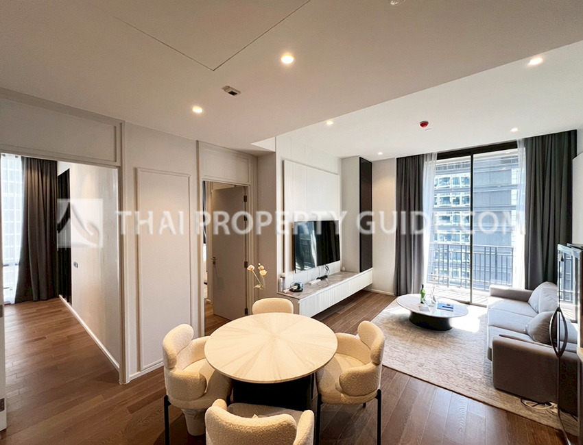 Condominium in Ploenchit 