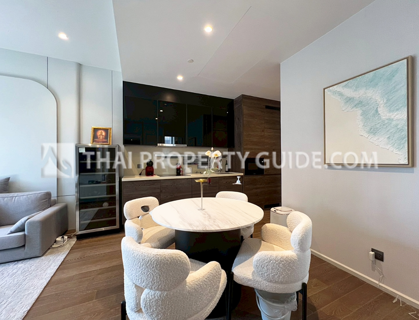 Condominium in Ploenchit 