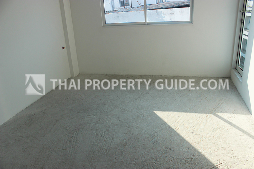 Condominium in Rama 3 