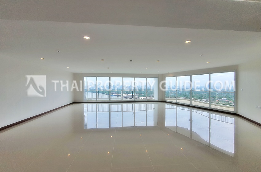 Condominium in Rama 3 