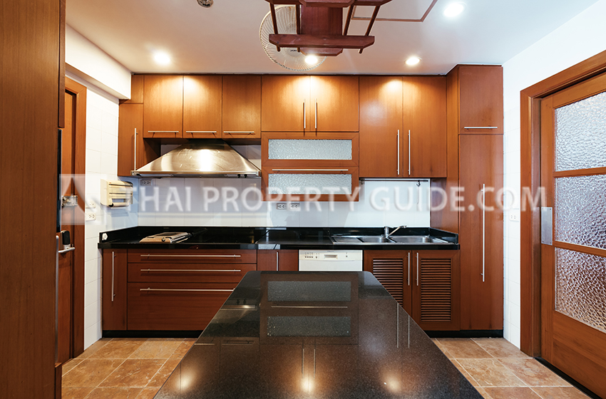 Condominium in Rama 3 
