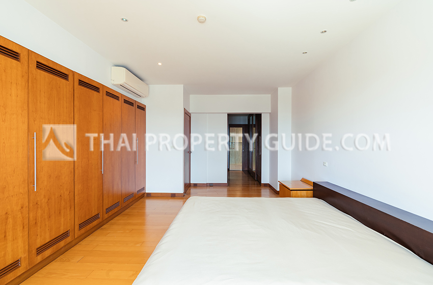 Condominium in Rama 3 