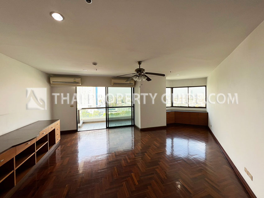 Condominium in Rama 3 