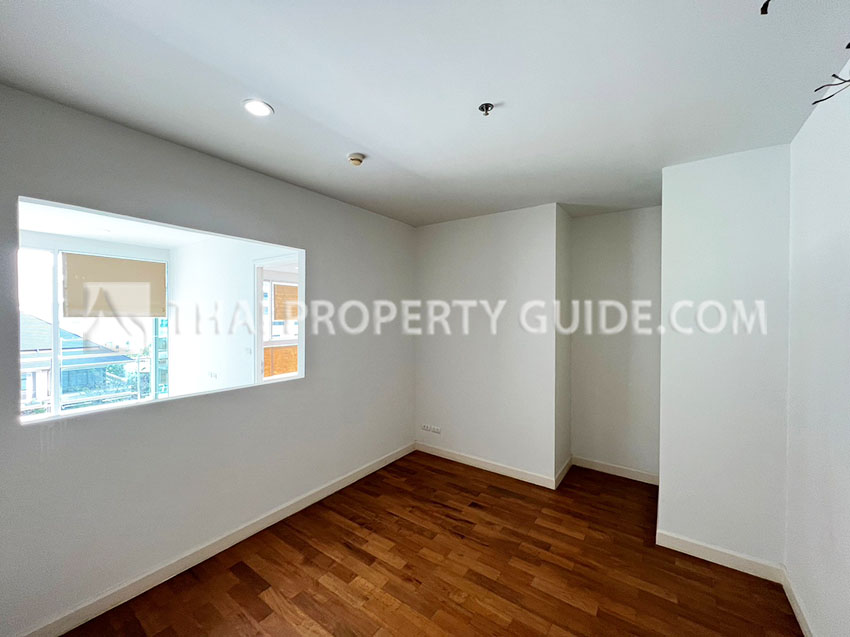 Condominium in Rama 3 