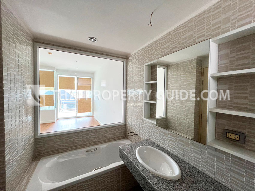 Condominium in Rama 3 