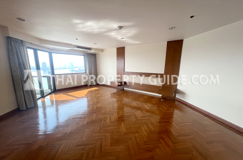 Condominium in Rama 3 