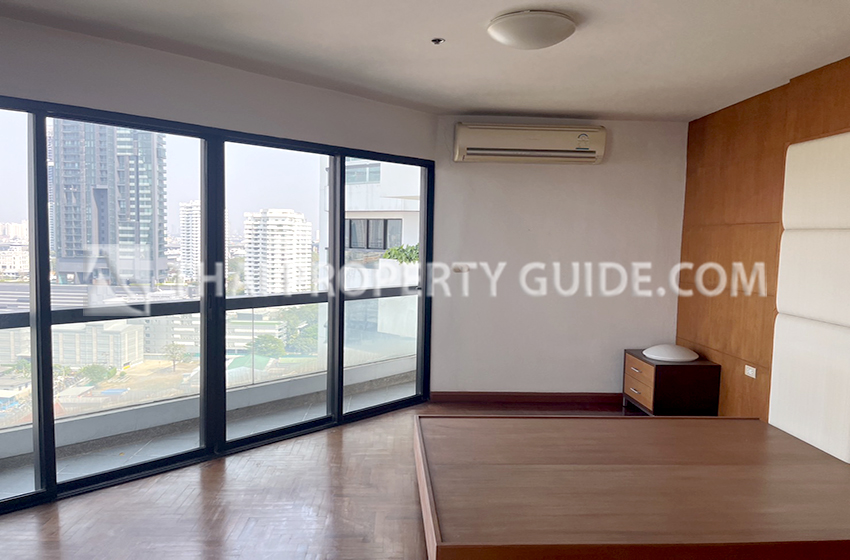 Condominium in Rama 3 