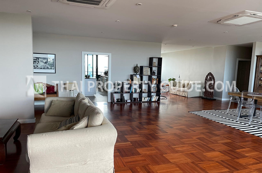 Condominium in Rama 3 
