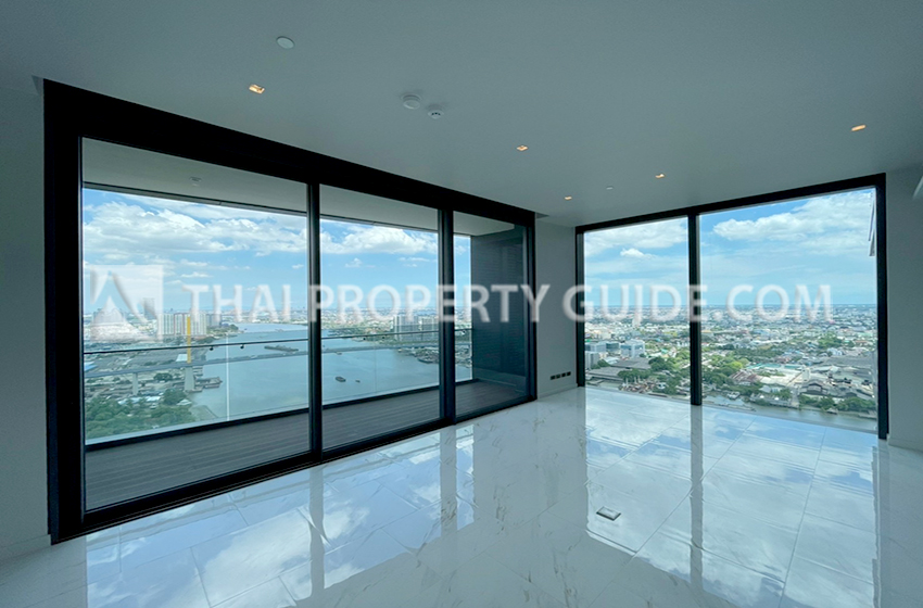 Condominium in Rama 3