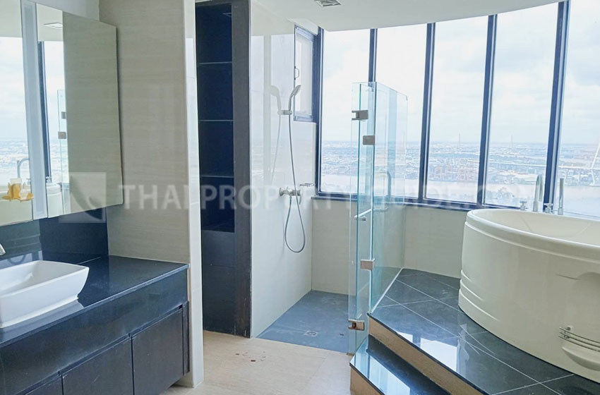 Condominium in Rama 3 