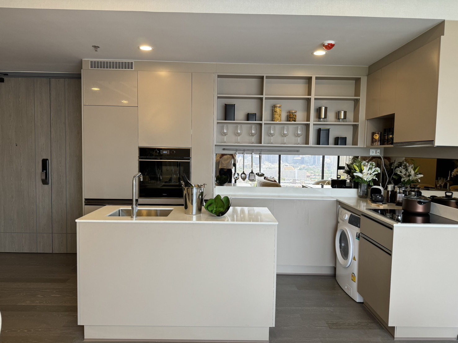Condominium in Rama 4 