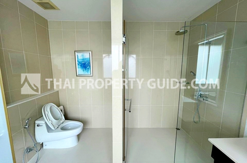 Condominium in Rama 9 