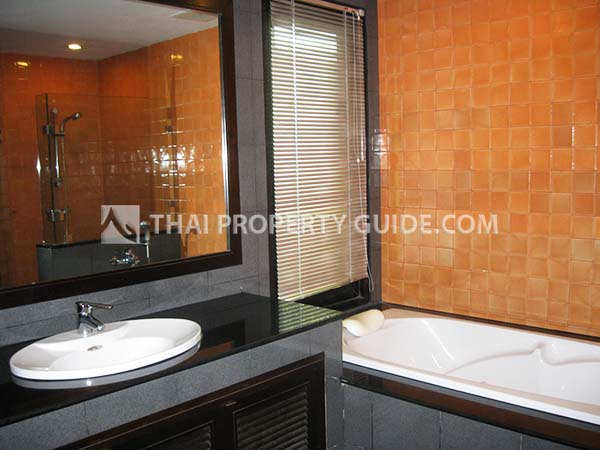 Condominium in Sathorn 