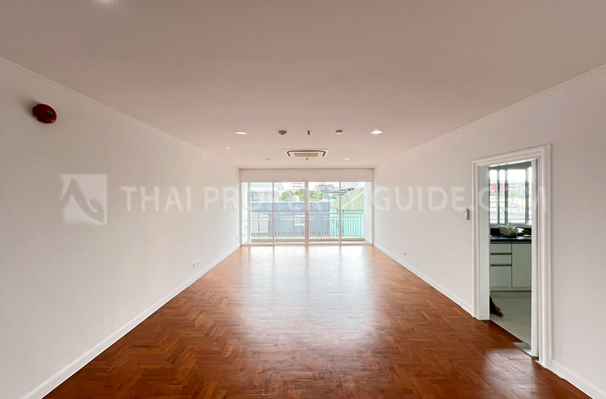 Condominium in Sathorn 