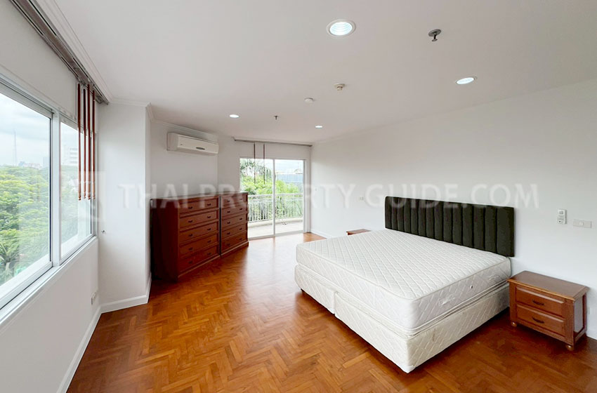 Condominium in Sathorn 