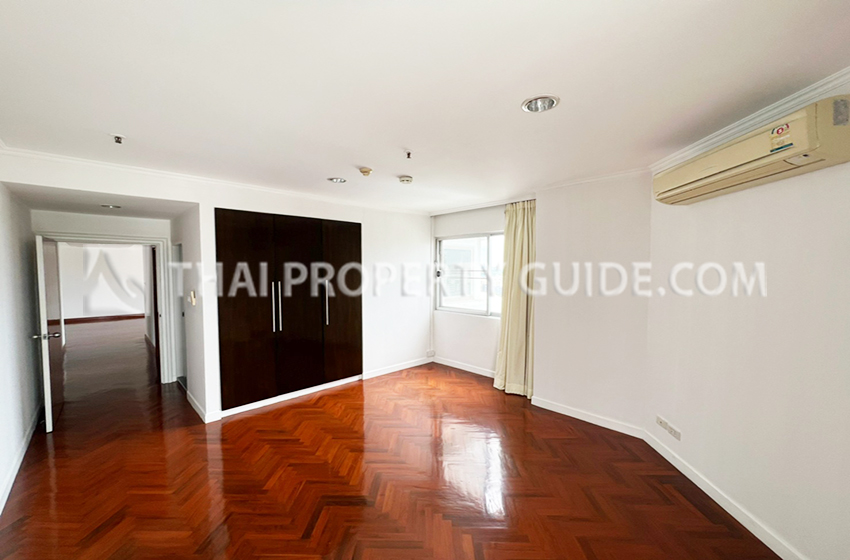 Condominium in Sathorn 