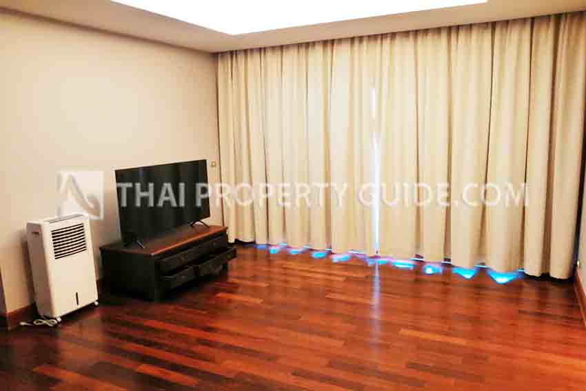 Condominium in Sathorn 