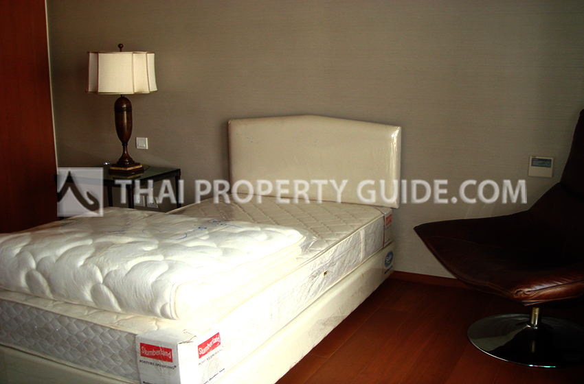 Condominium in Sathorn : Sukhothai Residence (Sathorn) 