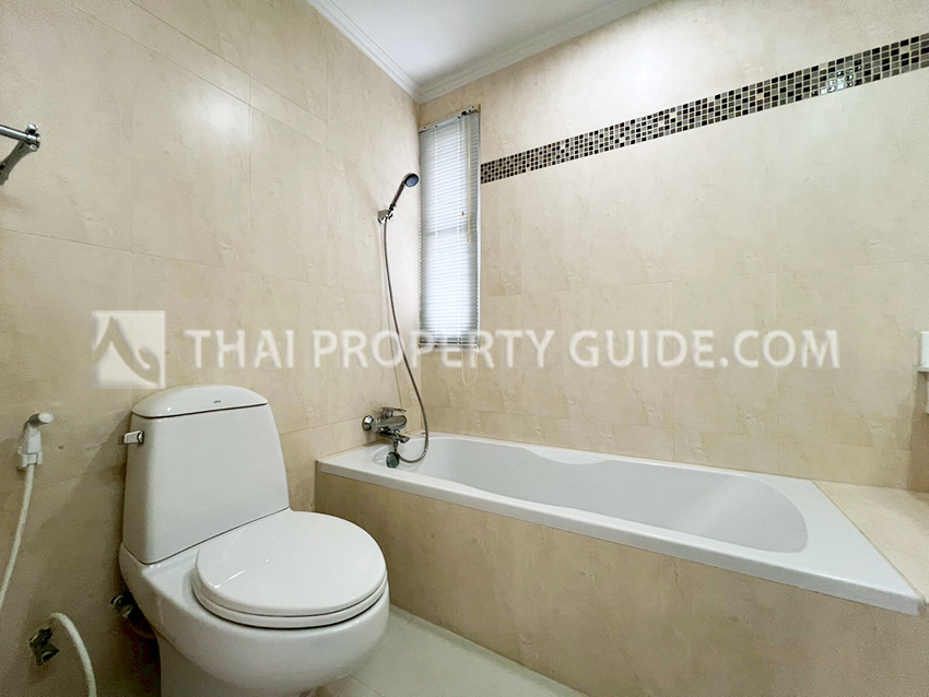 Condominium in Sathorn 