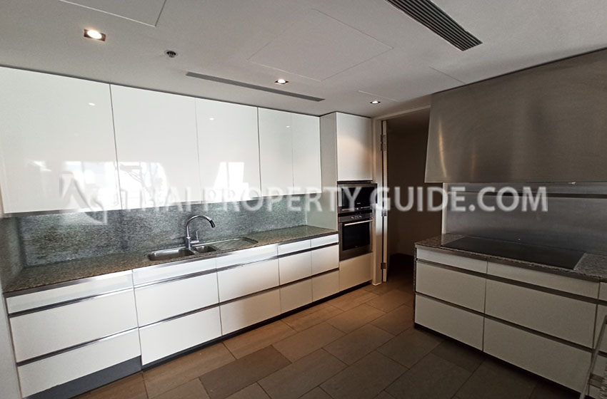Condominium in Sathorn : The Met Sathorn 