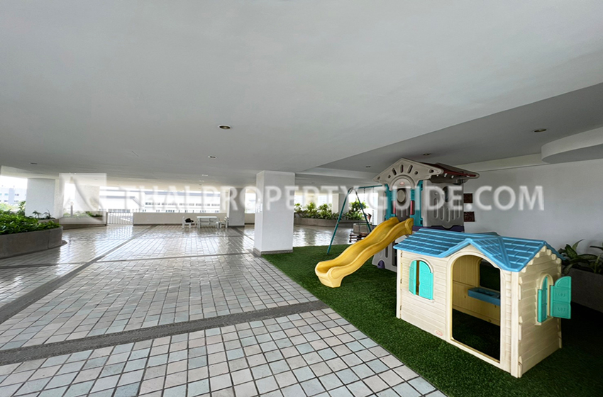 Condominium in Sathorn 