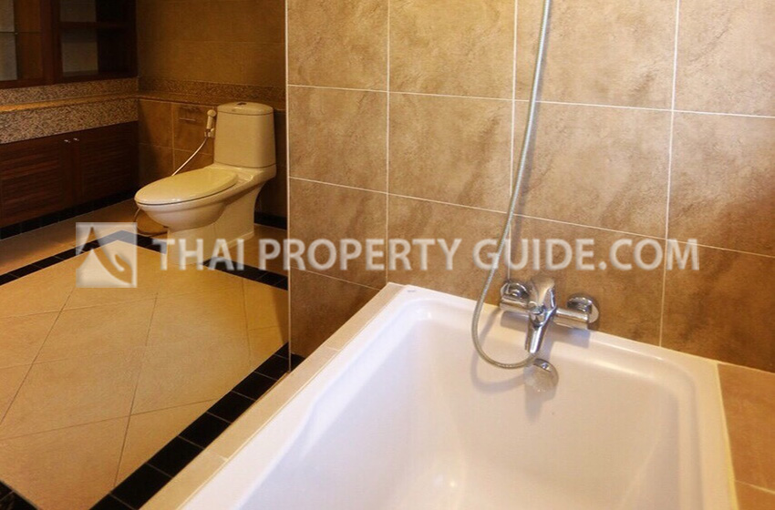 Condominium in Sathorn 