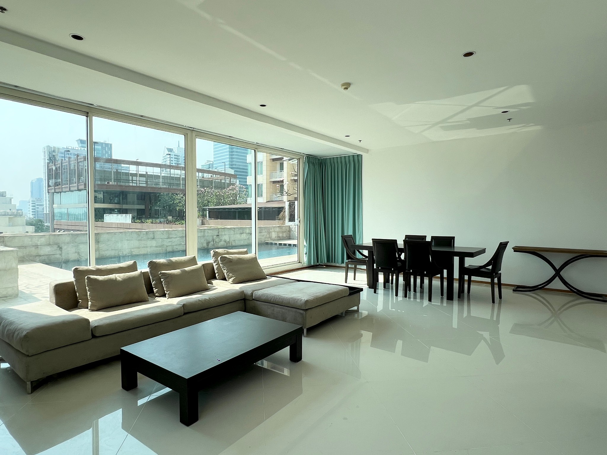 Condominium in Sathorn : The Empire Place Sathorn 