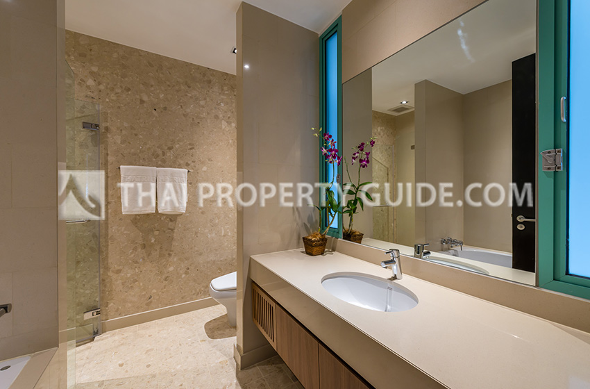 Condominium in Sathorn 