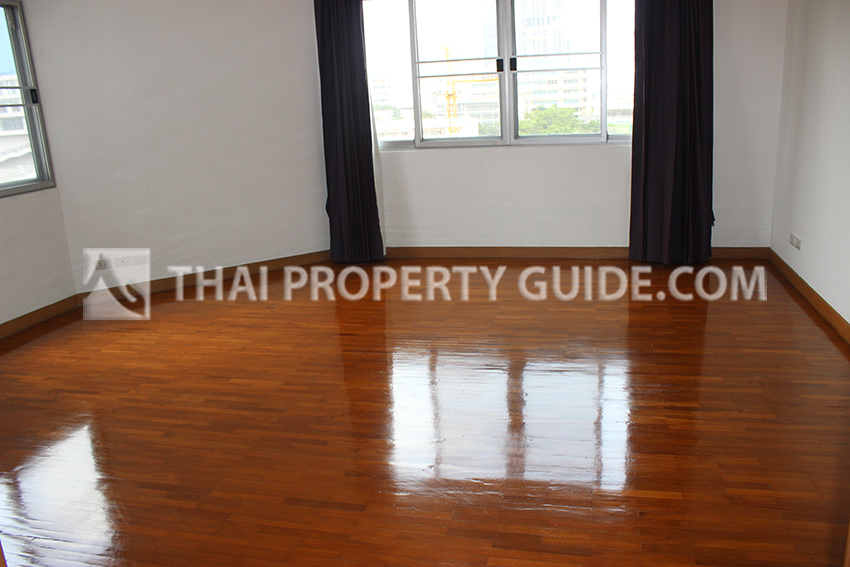 Condominium in Sathorn 