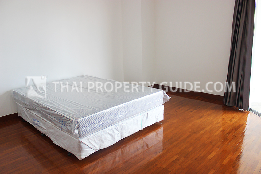 Condominium in Sathorn 