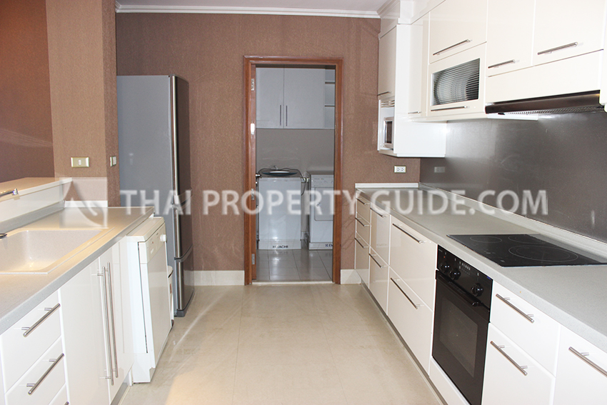 Condominium in Sathorn 